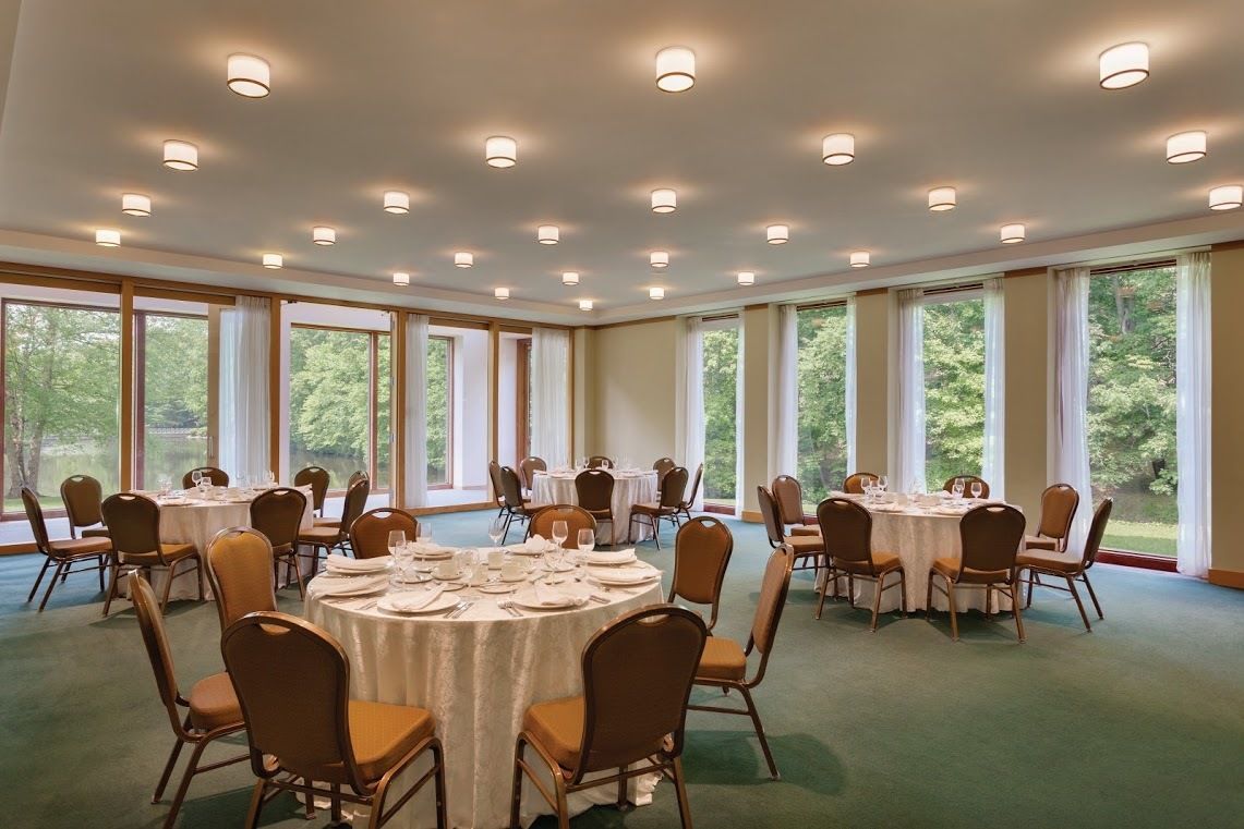 Отель Palisades Premier Conference Center Экстерьер фото