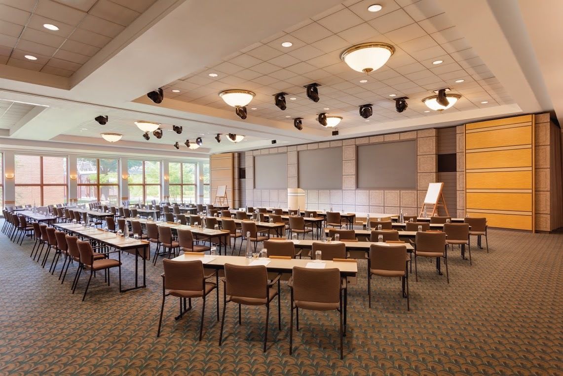 Отель Palisades Premier Conference Center Экстерьер фото